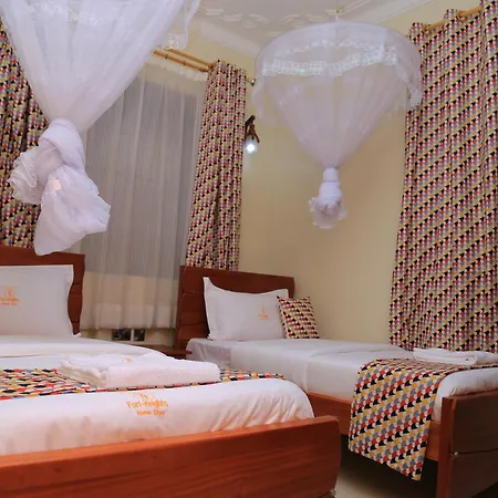 Fort Heights Homestay Fort Portal Room photo